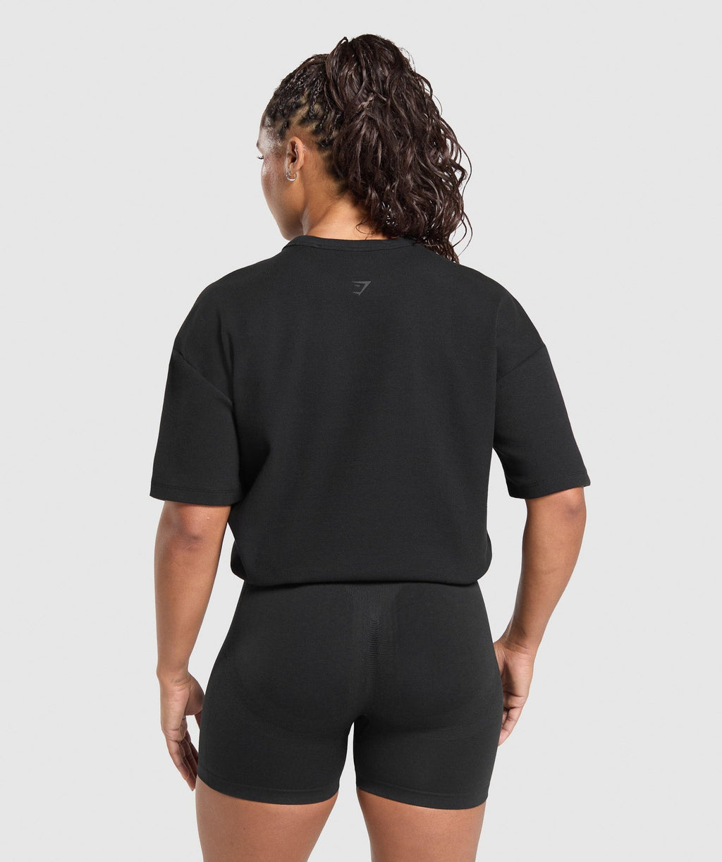 Levantamiento de la cubierta de la bomba de gran tamaño